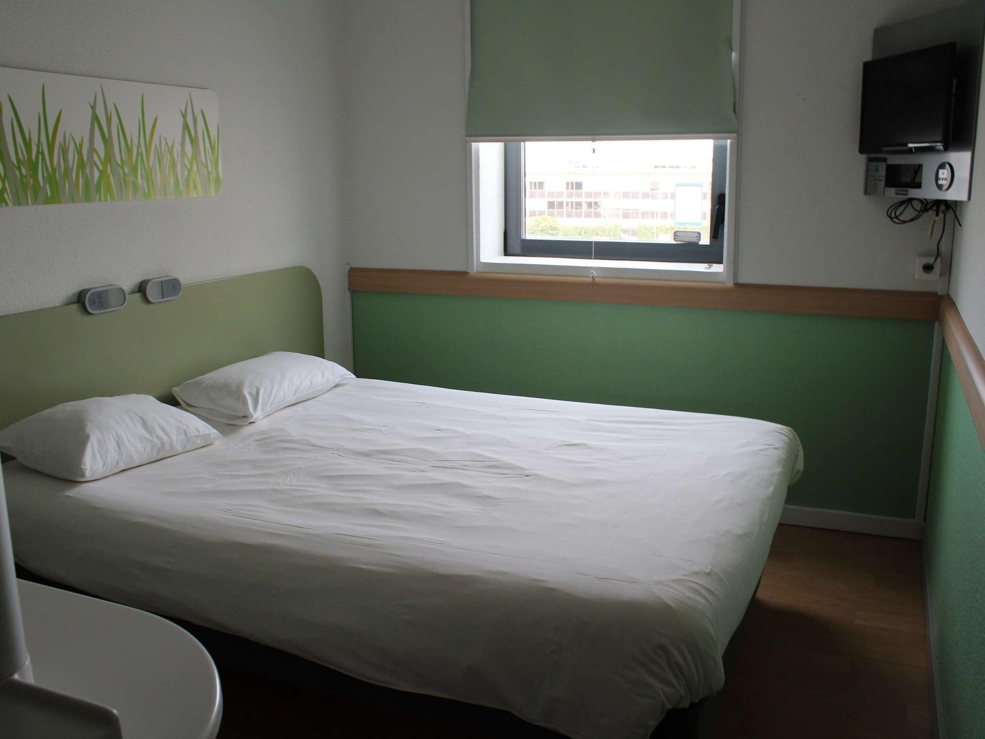 Ibis Budget Toulouse Aeroport Blagnac Esterno foto