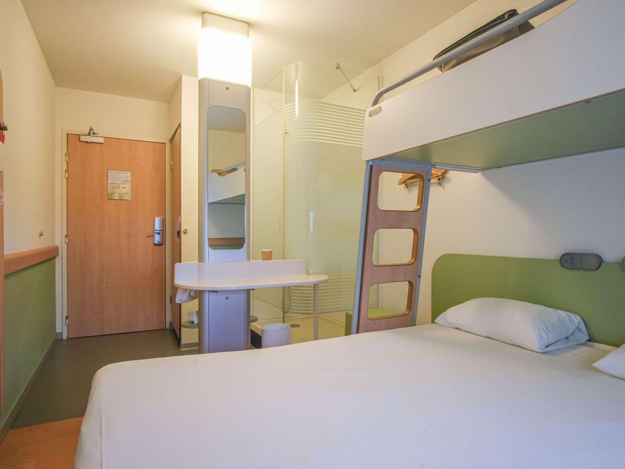 Ibis Budget Toulouse Aeroport Blagnac Esterno foto