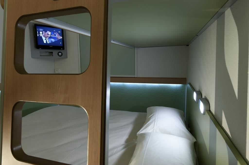 Ibis Budget Toulouse Aeroport Blagnac Esterno foto